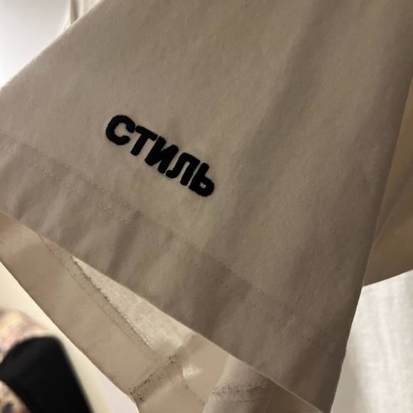 HERON PRESTON  OVERSIZED WHITE MOCK NECK TSHIRT - Picture 4 of 6